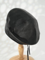 Beret Chic - Image 2